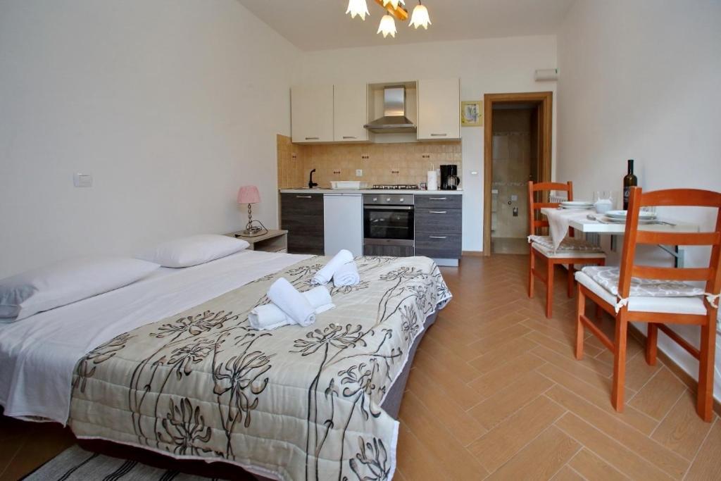 Apartments With A Parking Space Sukosan, Zadar - 16641 Extérieur photo